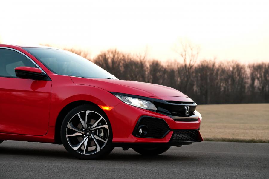  Honda Civic Si Coupe 2017 года  (NA) (фото 38 из 79)